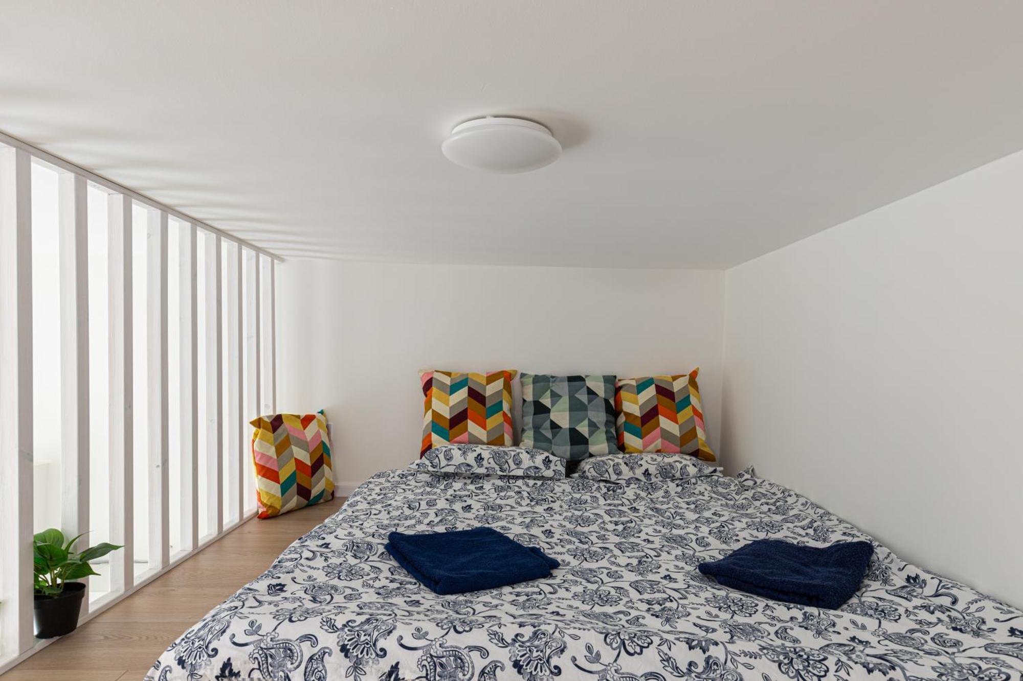Apartment Residences *